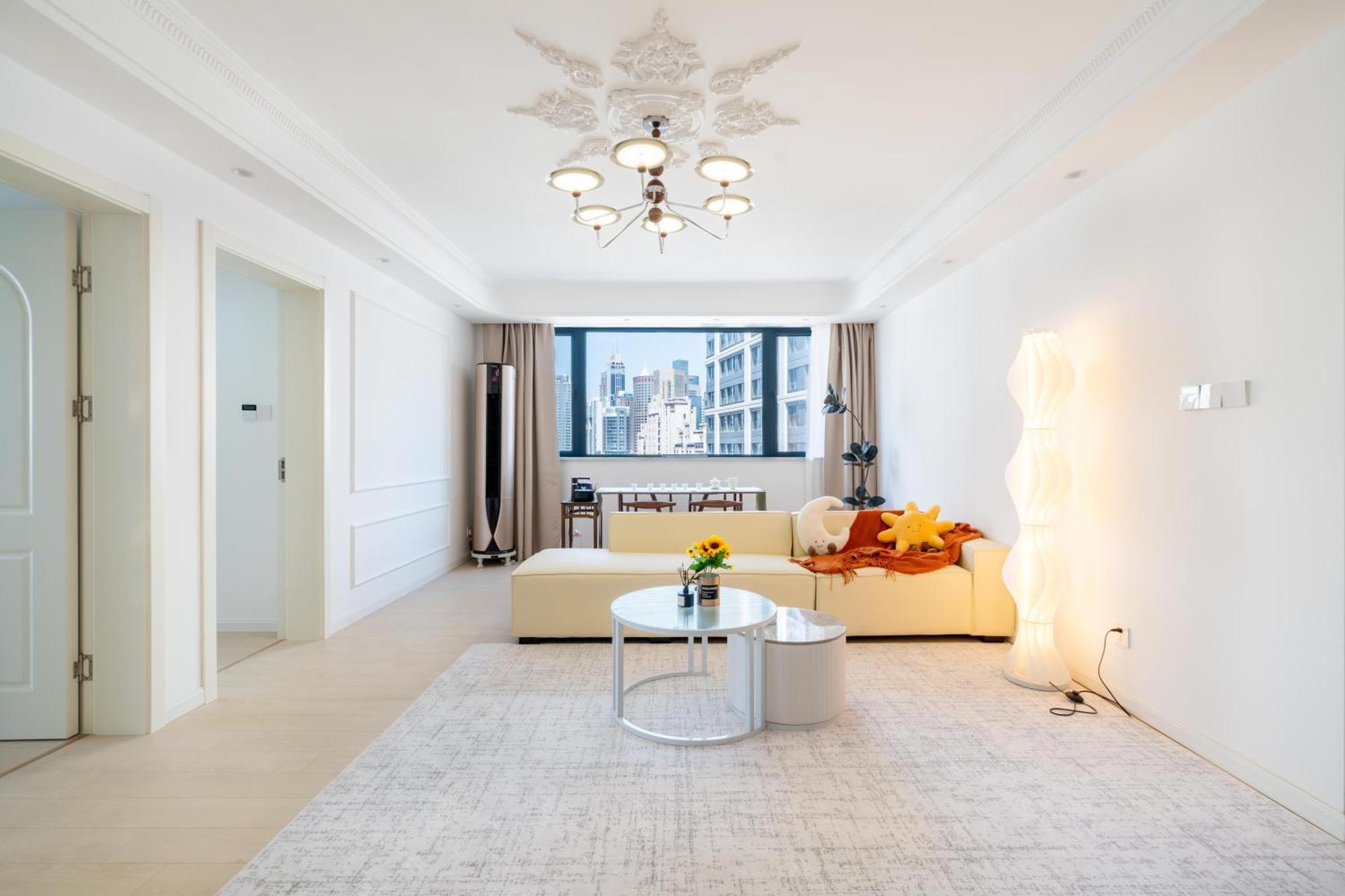 Sunny Abode-bund View 300m From Yu Garden Modern Luxury 3-bedroom, 2-bathroom Shanghai