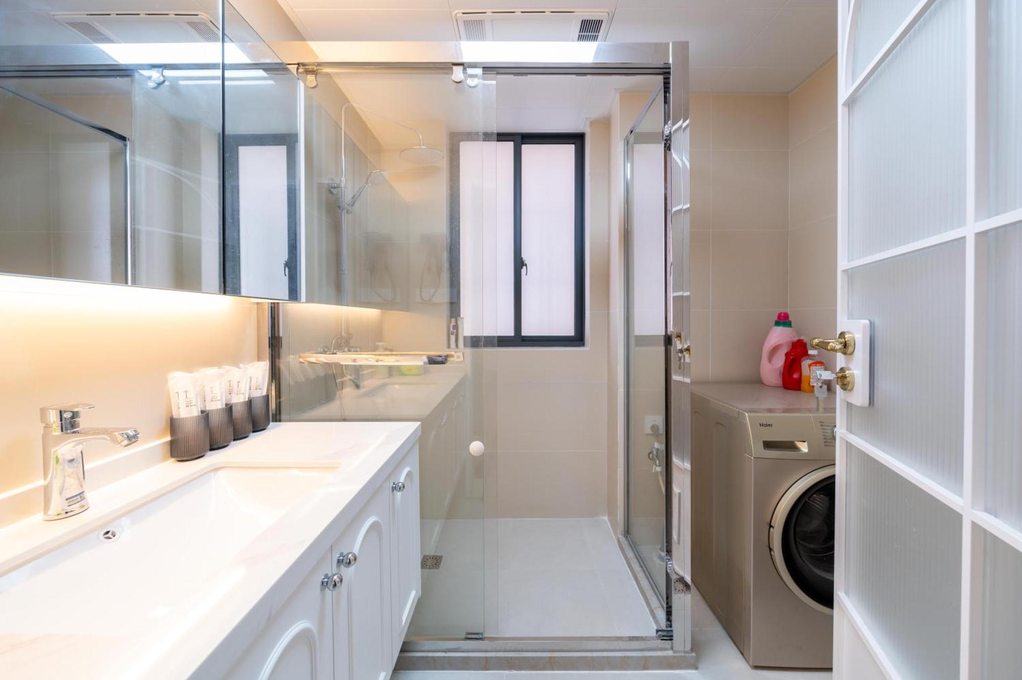Sunny Abode-bund View 300m From Yu Garden Modern Luxury 3-bedroom, 2-bathroom * Shanghai