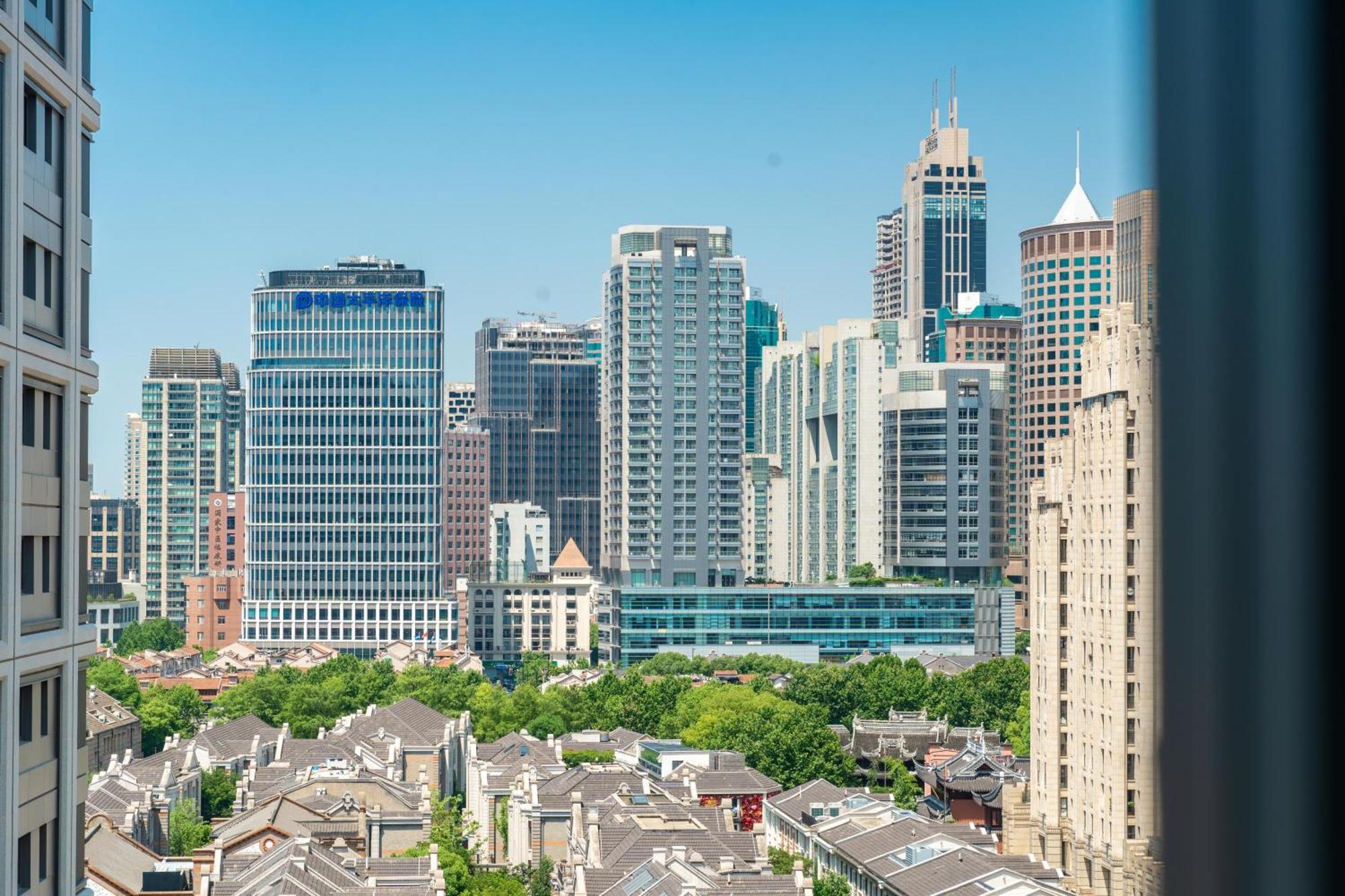 Sunny Abode-bund View 300m From Yu Garden Modern Luxury 3-bedroom, 2-bathroom Apartment *